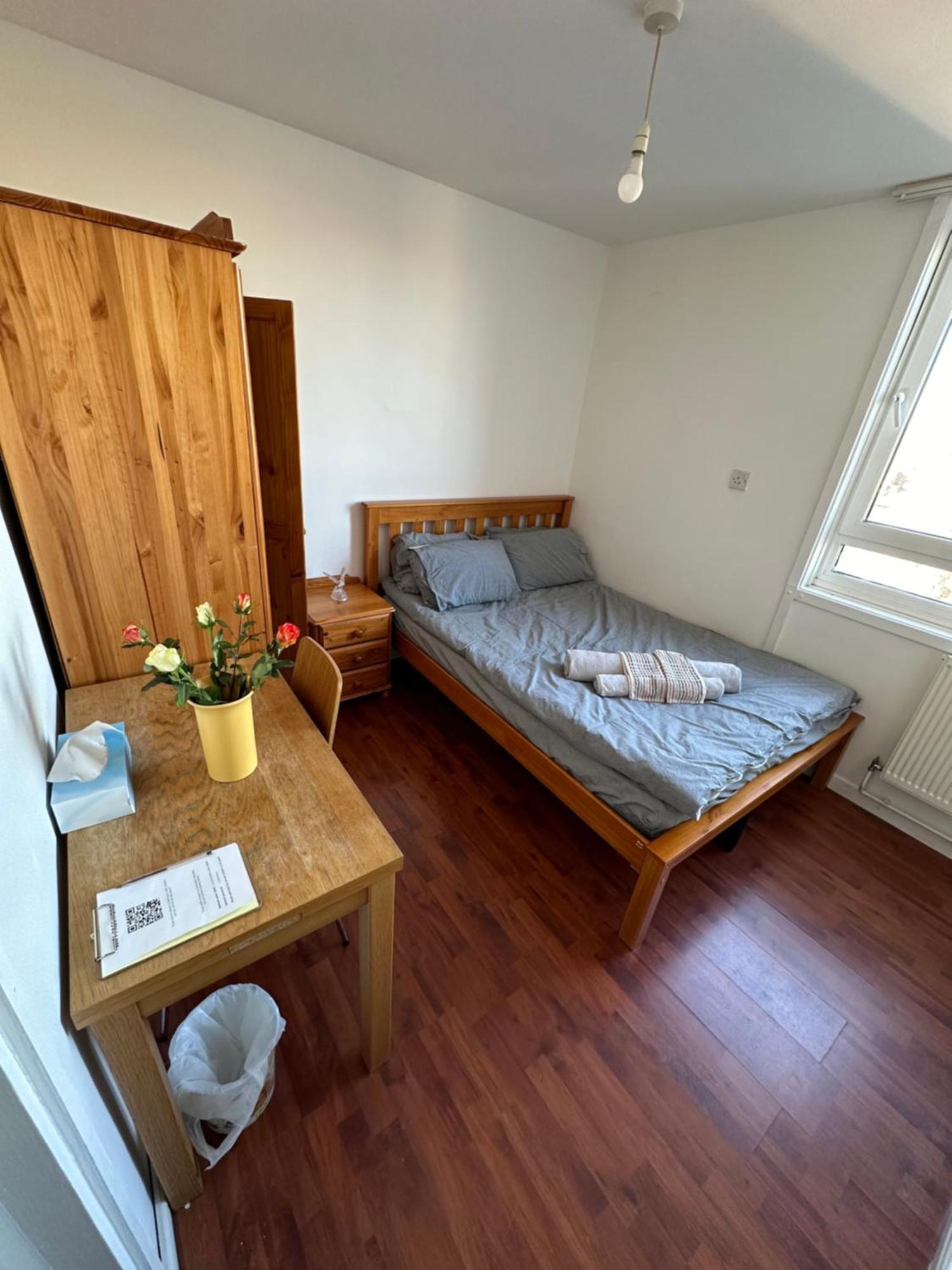 Elkington Point Bed and Breakfast London Exteriör bild