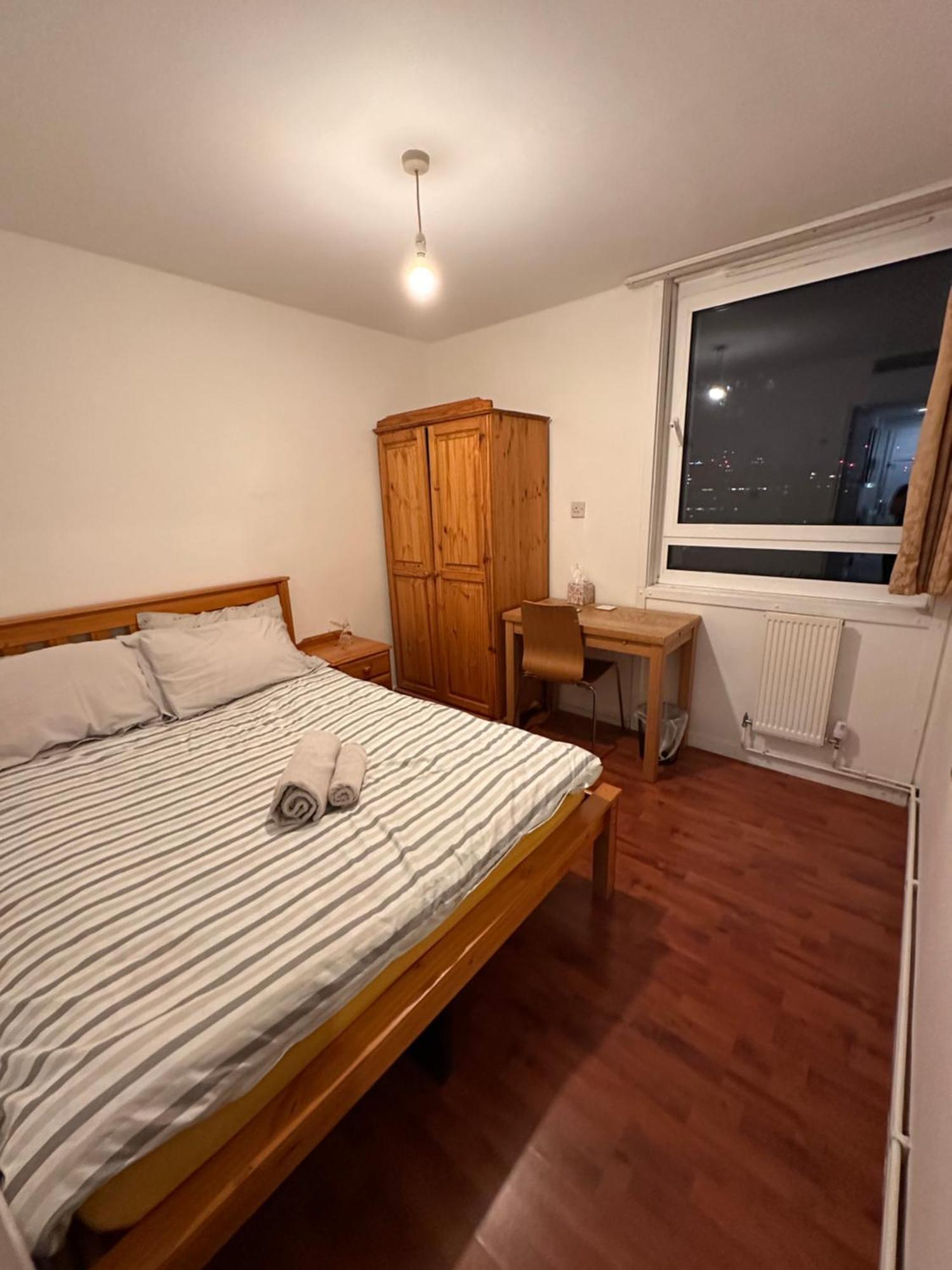 Elkington Point Bed and Breakfast London Exteriör bild